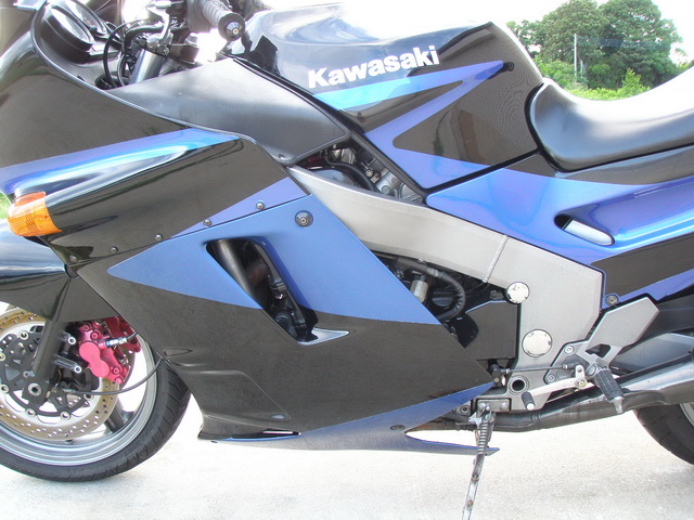 Купить мотоцикл Kawasaki ZZ-R1100-1 1990 фото 13